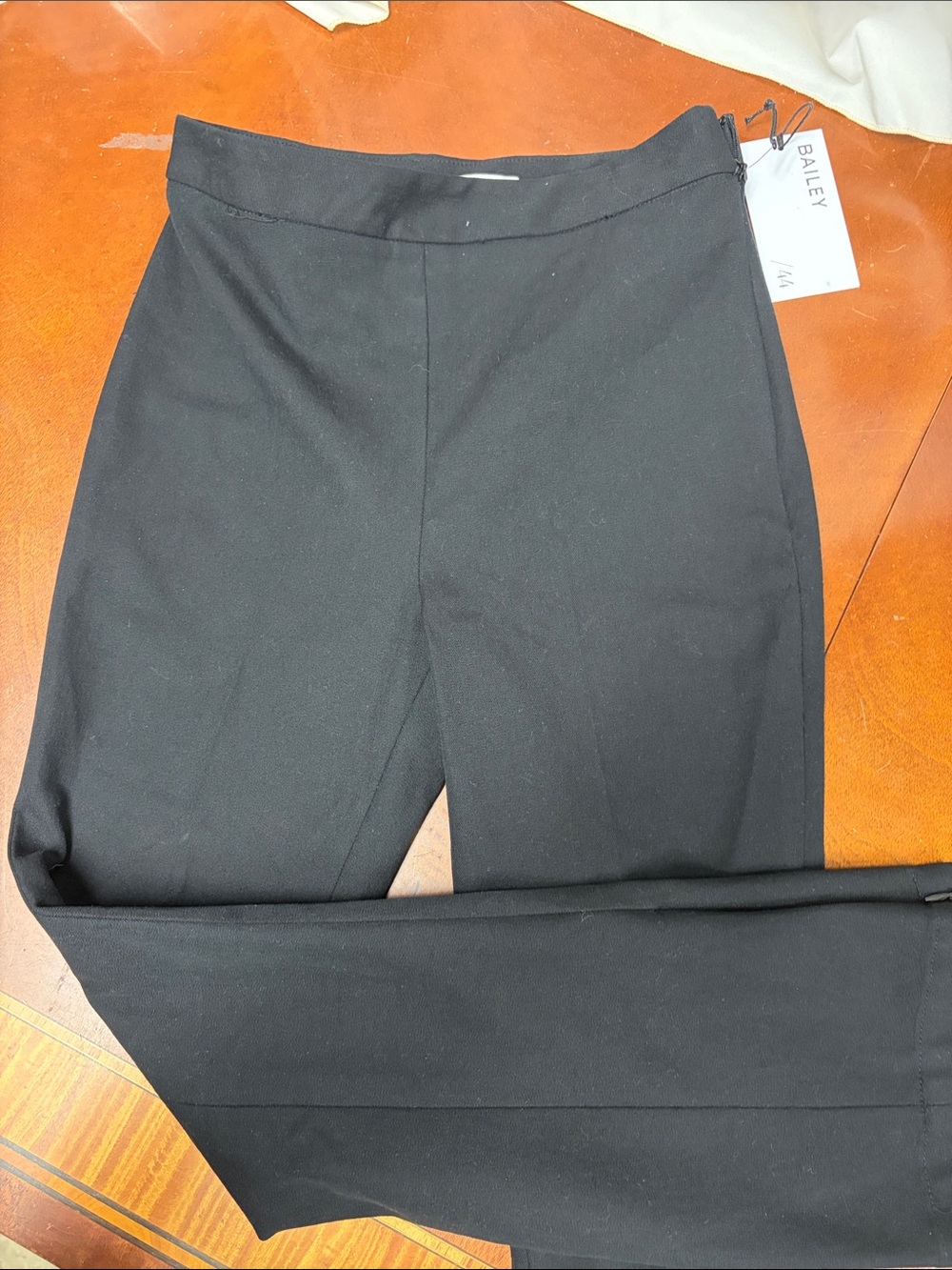 Bailey/44 skinny leg pants